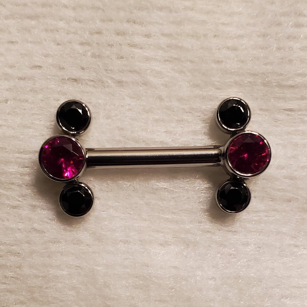 Anatometal Threadless Cluster Barbell - Picture 2 of 6